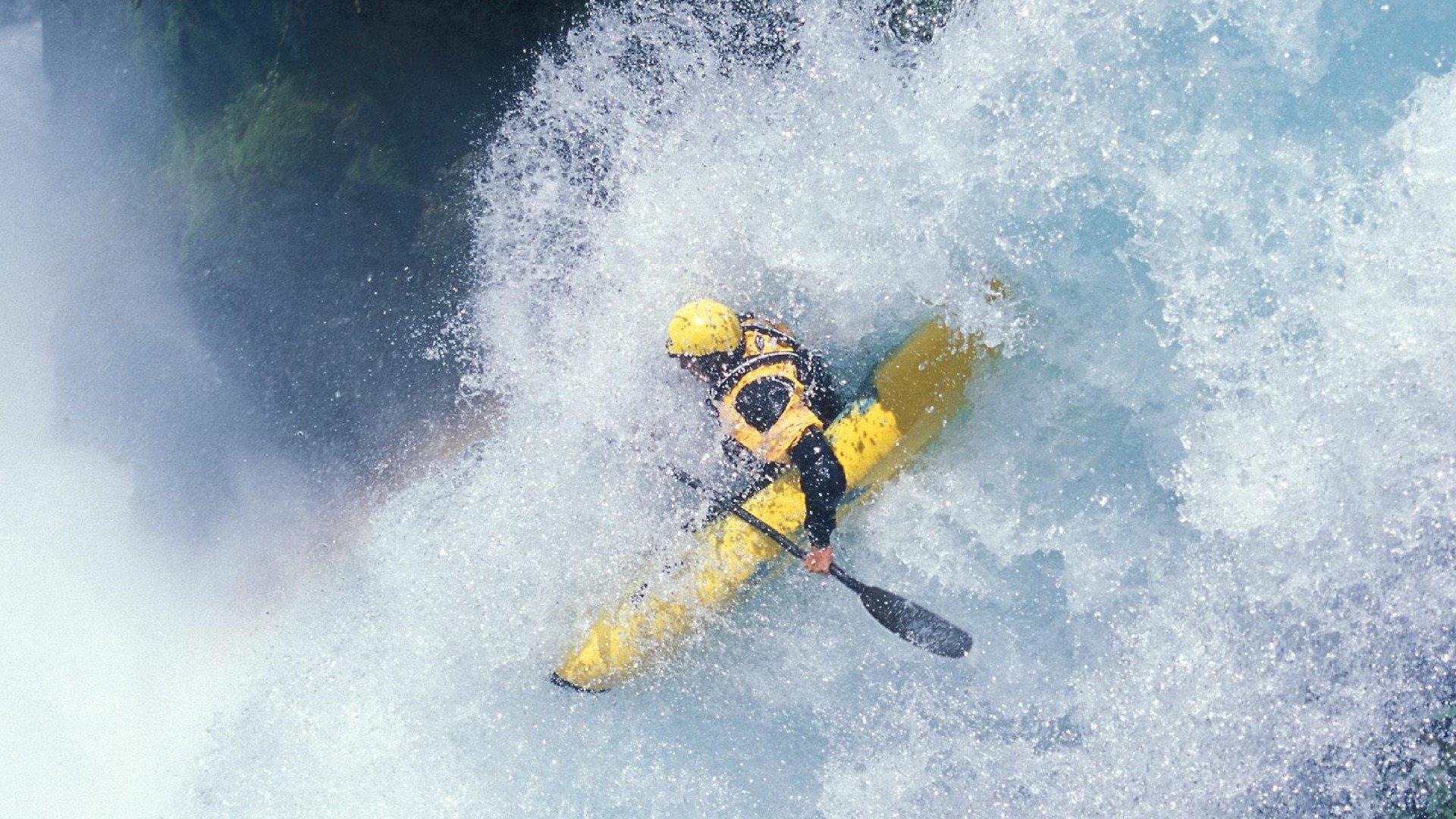 雷霆双星闪耀主场！韦少乔治兄弟情铸就胜利基石