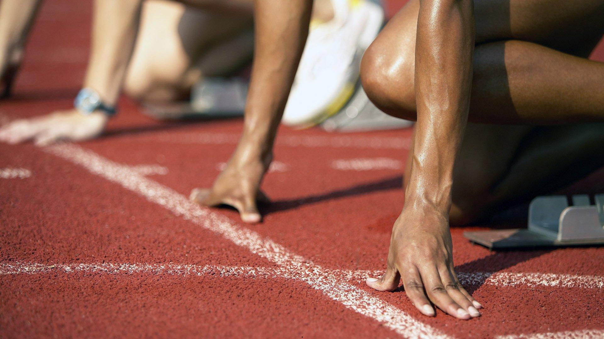 布拉德利状态回归稳固红军防线，利物浦后防新支柱崛起