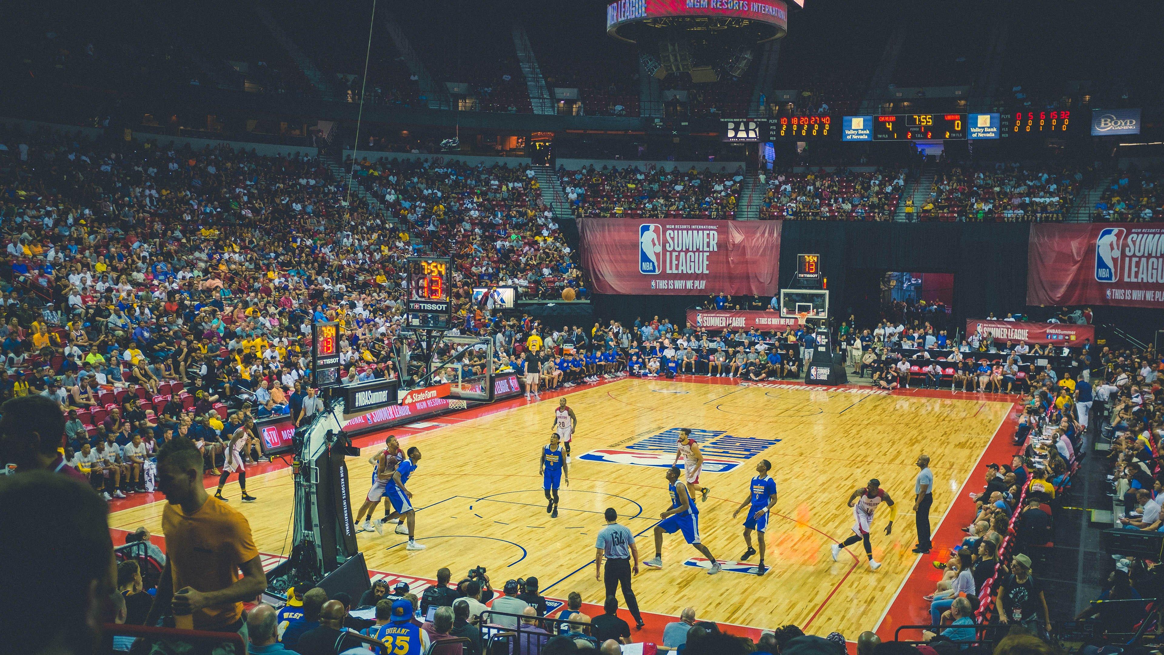 北美电竞官网深度剖析，宏观决策成胜负关键 SKT以老道经验压制RNG晋级