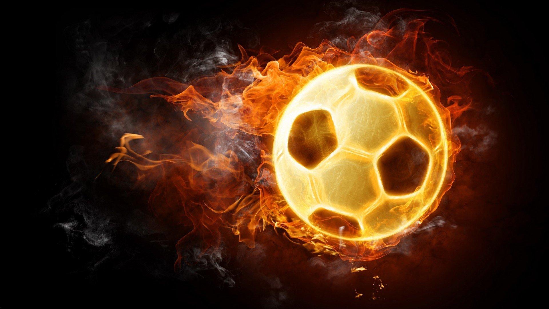 足坛一夜风云，巴黎圣日耳曼加冕六冠王，姆巴佩双响助皇马险胜，曼城稳健取胜